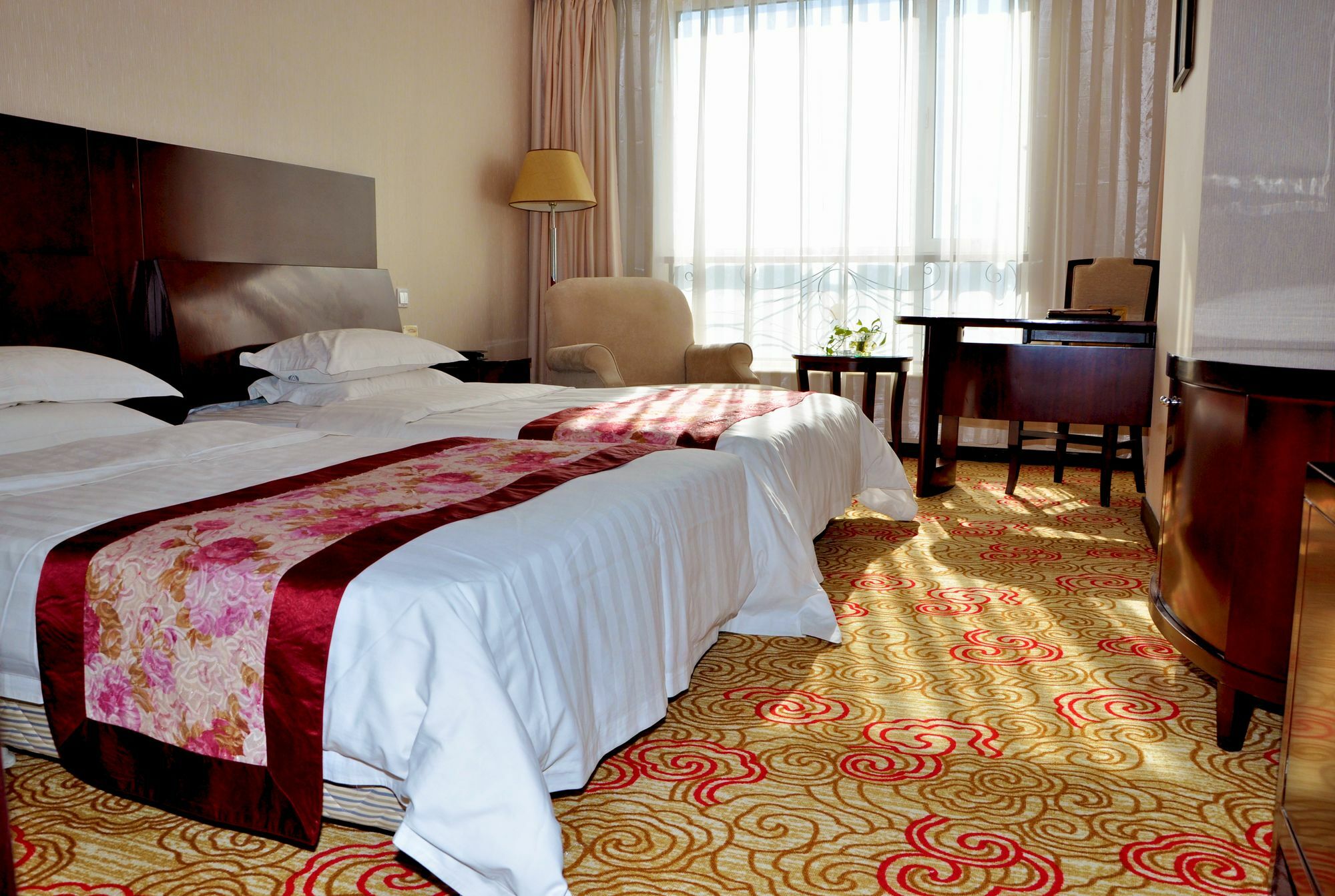 Dalian New Garden Hotel Esterno foto